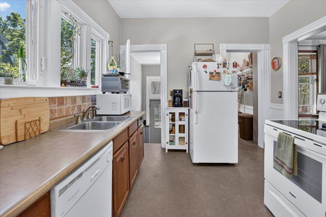 912 N Mclellan Street, Bay City, MI 48708