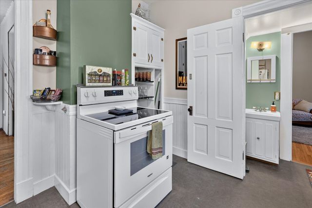 912 N Mclellan Street, Bay City, MI 48708