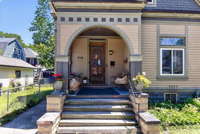 912 N Mclellan Street, Bay City, MI 48708