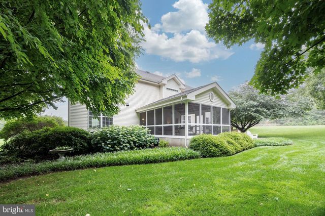 7 CAITLYN CT, Avondale, PA 19311