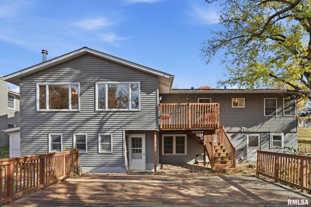 3900 28TH Street, Rock Island, IL 61201