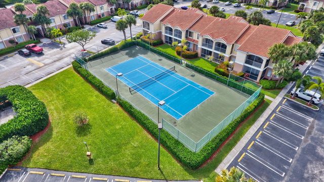815 W BOYNTON BEACH Boulevard 15-202, Boynton Beach, FL 33426