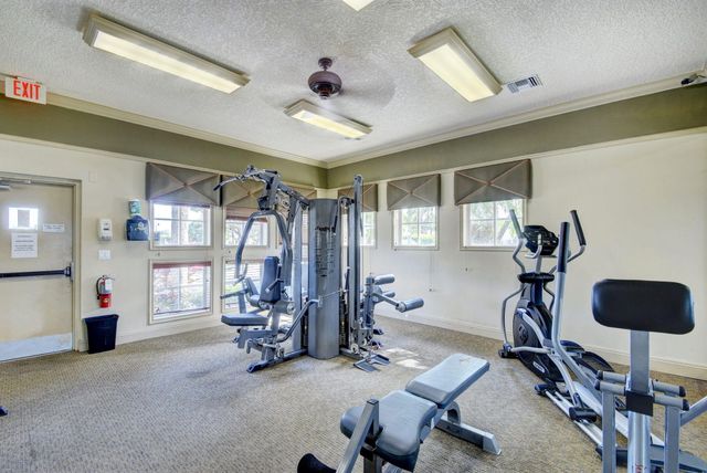 815 W BOYNTON BEACH Boulevard 15-202, Boynton Beach, FL 33426