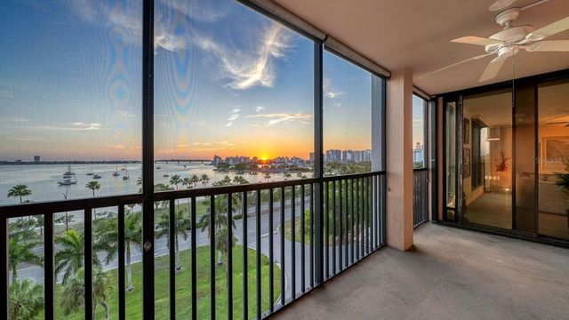 707 S GULFSTREAM AVENUE 705, Sarasota, FL 34236
