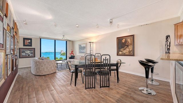 707 S GULFSTREAM AVENUE 705, Sarasota, FL 34236
