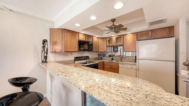 707 S GULFSTREAM AVENUE 705, Sarasota, FL 34236