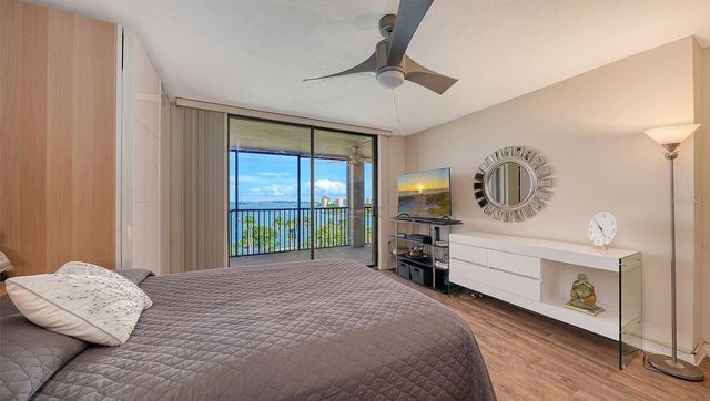 707 S GULFSTREAM AVENUE 705, Sarasota, FL 34236