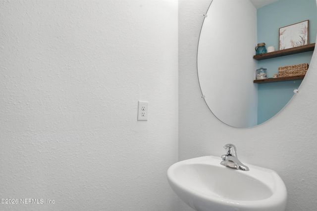8321 ASTEROID Street, Jacksonville, FL 32256
