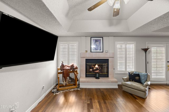 1000 SUN RIDGE Drive, El Paso, TX 79912