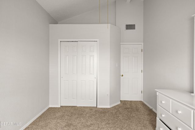 1000 SUN RIDGE Drive, El Paso, TX 79912