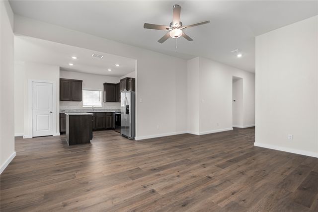 1727 Paul Drive, Seagoville, TX 75159