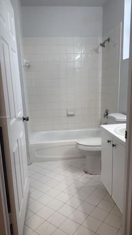 1398 NE 33rd Ave 101-25, Homestead, FL 33033