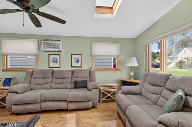 107 Cherry St, Woodbridge Twp., NJ 08830