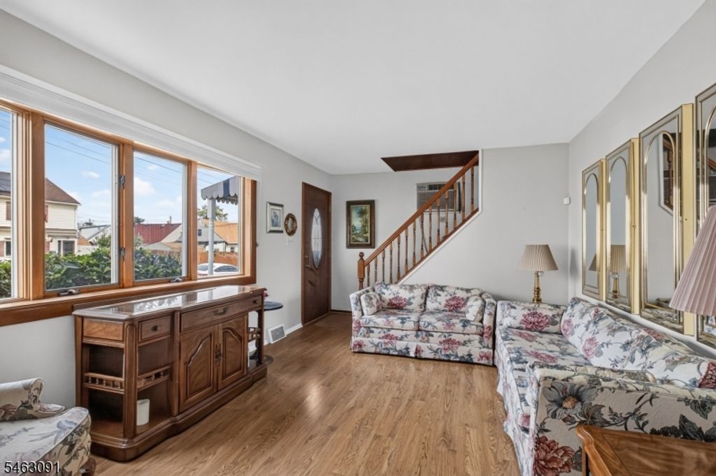 107 Cherry St, Woodbridge Twp., NJ 08830 — photo 4