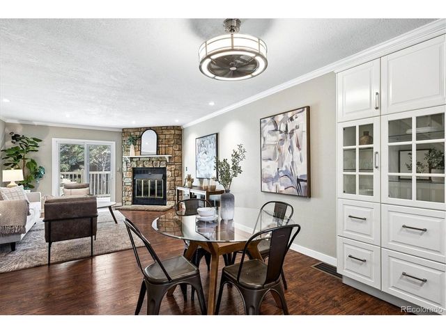 922 S Paris Ct, Aurora, CO 80012