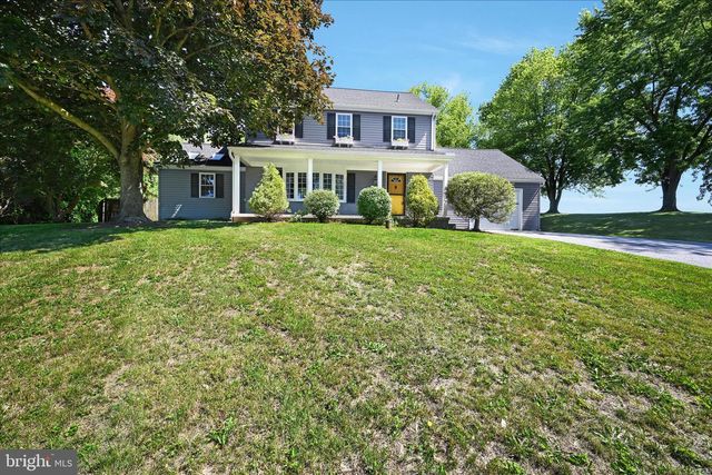 44 RIDGEVIEW DR, Quarryville, PA 17566