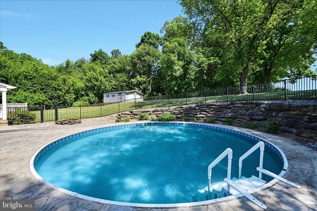 44 RIDGEVIEW DR, Quarryville, PA 17566