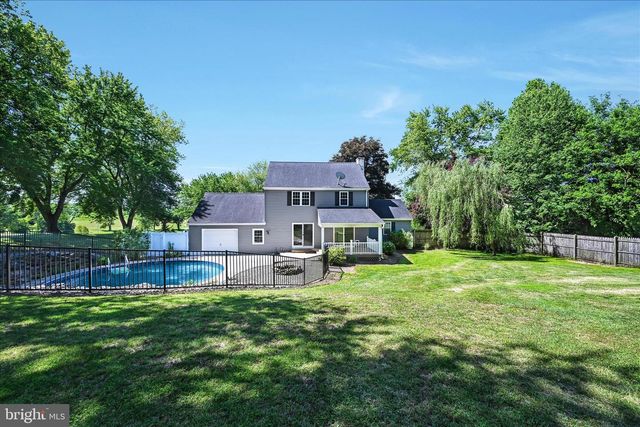 44 RIDGEVIEW DR, Quarryville, PA 17566