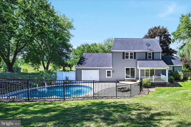 44 RIDGEVIEW DR, Quarryville, PA 17566
