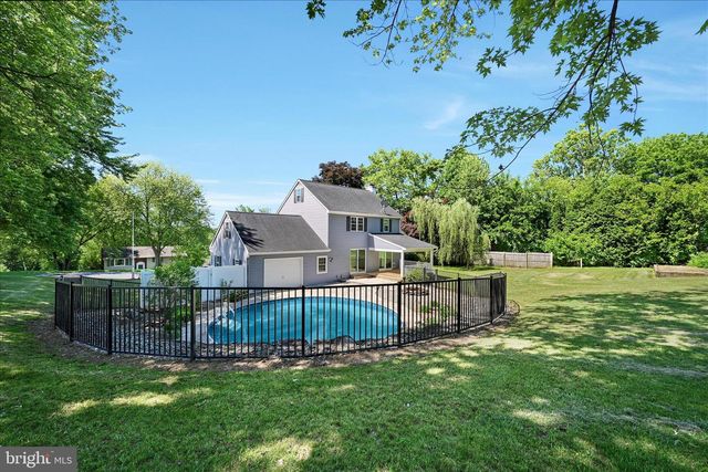 44 RIDGEVIEW DR, Quarryville, PA 17566