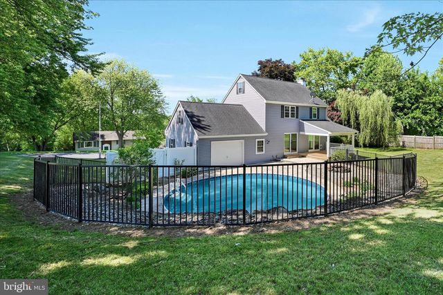 44 RIDGEVIEW DR, Quarryville, PA 17566