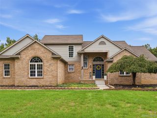 54897 Walnut Drive, Lyon Charter Township, MI 48165