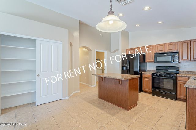 8356 S Otis Drive, Tucson, AZ 85747