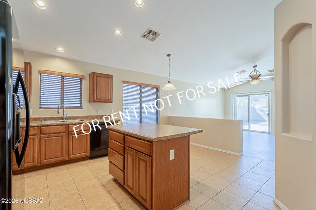 8356 S Otis Drive, Tucson, AZ 85747