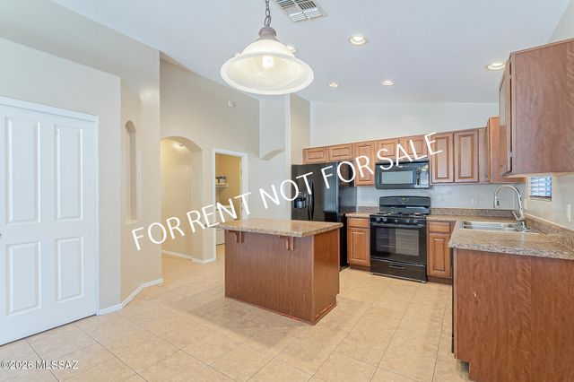 8356 S Otis Drive, Tucson, AZ 85747