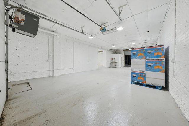 2290 S Blue Island Avenue, Chicago, IL 60608