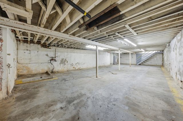 2290 S Blue Island Avenue, Chicago, IL 60608