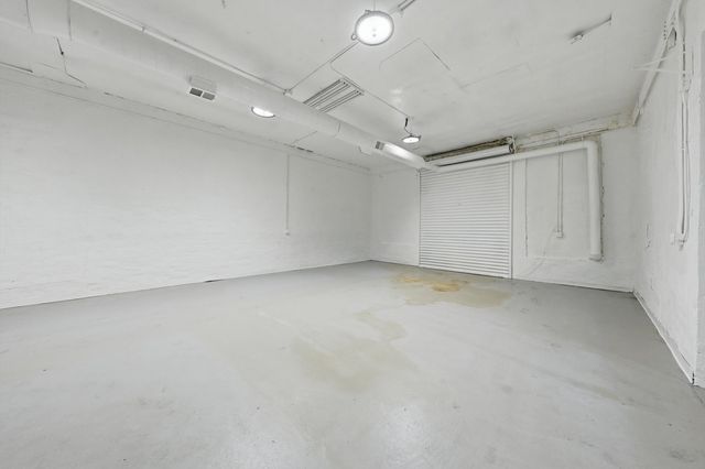 2290 S Blue Island Avenue, Chicago, IL 60608