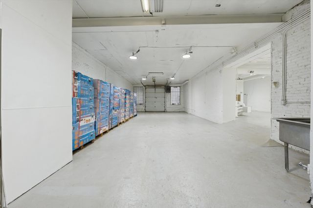 2290 S Blue Island Avenue, Chicago, IL 60608