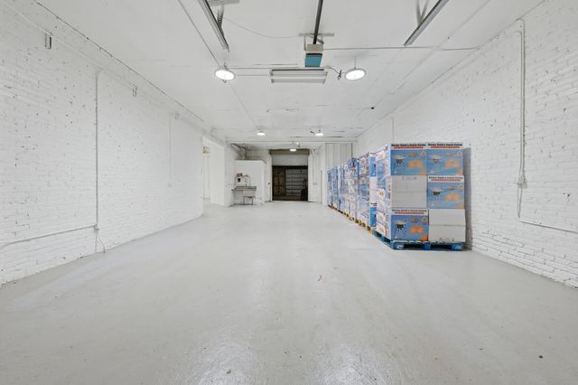 2290 S Blue Island Avenue, Chicago, IL 60608