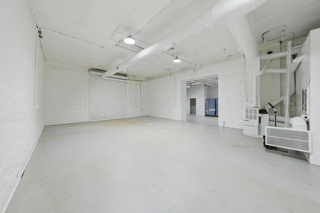 2290 S Blue Island Avenue, Chicago, IL 60608