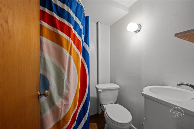 401 E Side Drive, Geneva, IL 60134