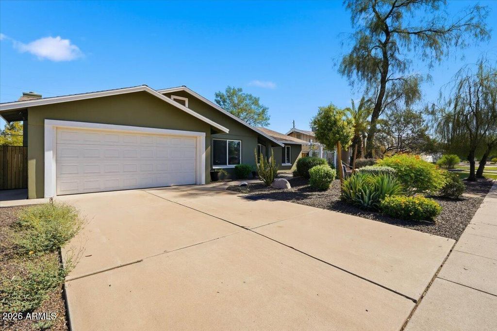 1506 E BROADMOR Drive, Tempe, AZ 85282 — photo 2