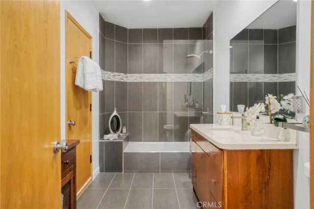 3839 Davana Road, Sherman Oaks, CA 91423