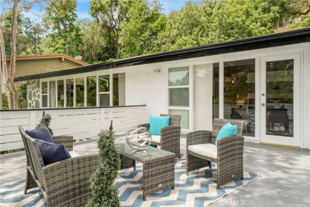 3839 Davana Road, Sherman Oaks, CA 91423