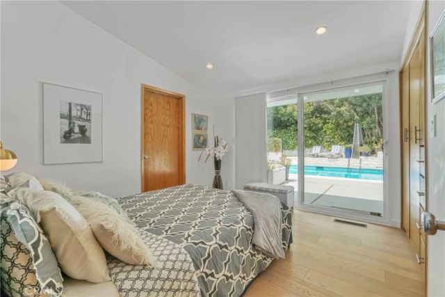 3839 Davana Road, Sherman Oaks, CA 91423