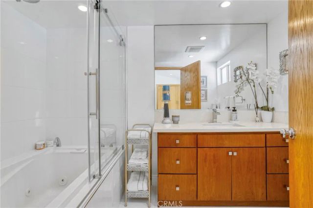 3839 Davana Road, Sherman Oaks, CA 91423