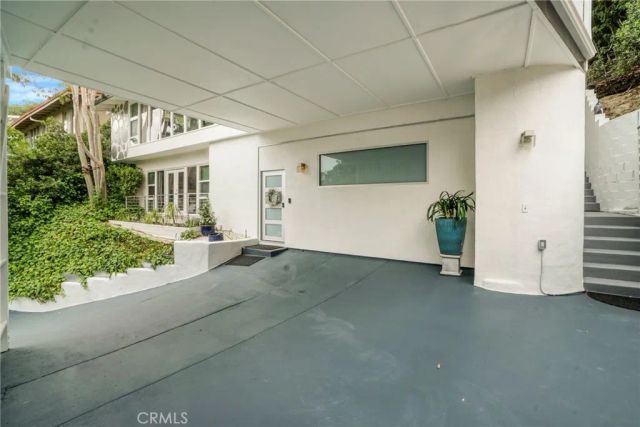 3839 Davana Road, Sherman Oaks, CA 91423