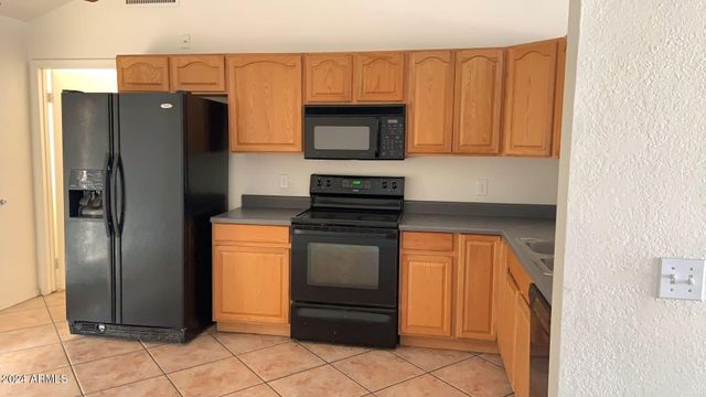 7301 W Georgia Avenue, Glendale, AZ 85303
