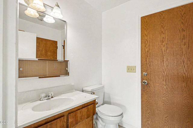 2774 Jessica Circle, Medford, OR 97504