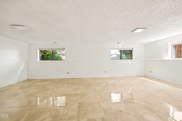 2774 Jessica Circle, Medford, OR 97504