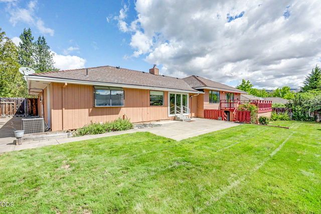 2774 Jessica Circle, Medford, OR 97504
