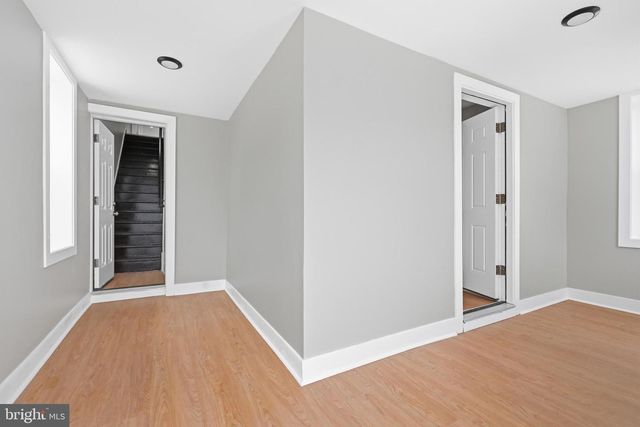 357 MANTUA AVE, Paulsboro, NJ 08066