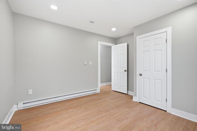 357 MANTUA AVE, Paulsboro, NJ 08066