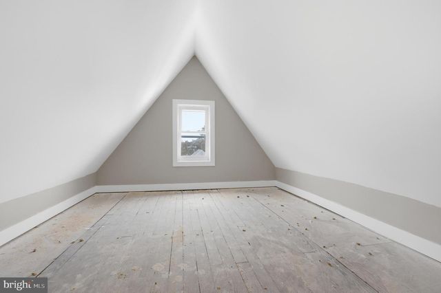 357 MANTUA AVE, Paulsboro, NJ 08066