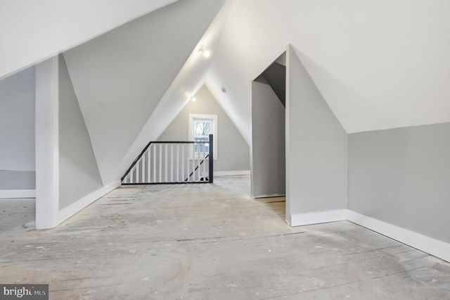 357 MANTUA AVE, Paulsboro, NJ 08066